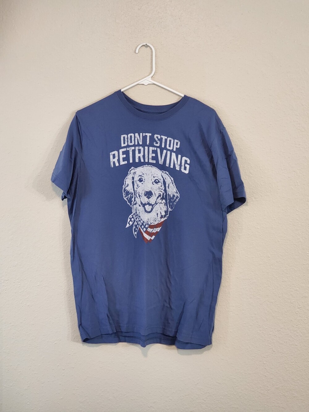 Golden Retriever T-Shirt, "Don't Stop Retrieving" , Size - XL